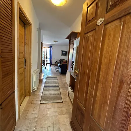 Ξενοδοχείο Meridian 4*