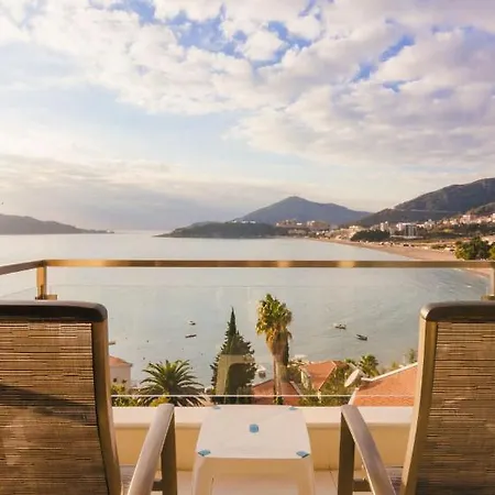 Meridian Hotell 4*