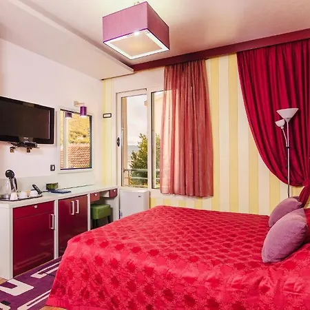 Hotel Meridian