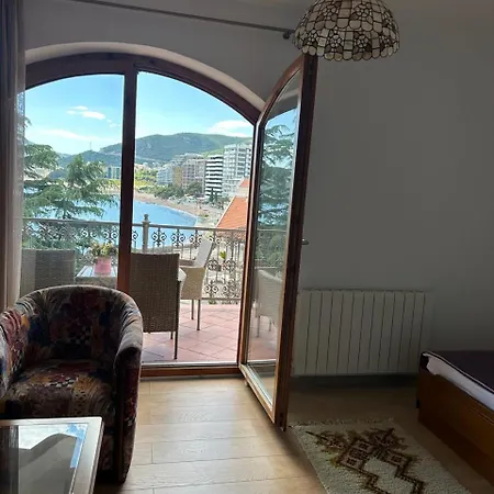 Meridian 4* Budva
