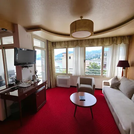 Meridian 4*