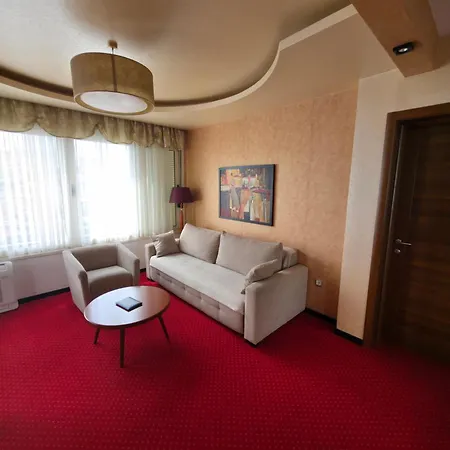 Meridian 4*